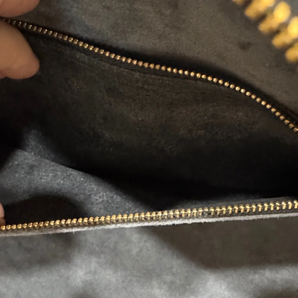 Louis Vuitton EPI suitcase / weekend bag** Elegant Black Textured bag AUTHENTIC - Picture 11 of 11